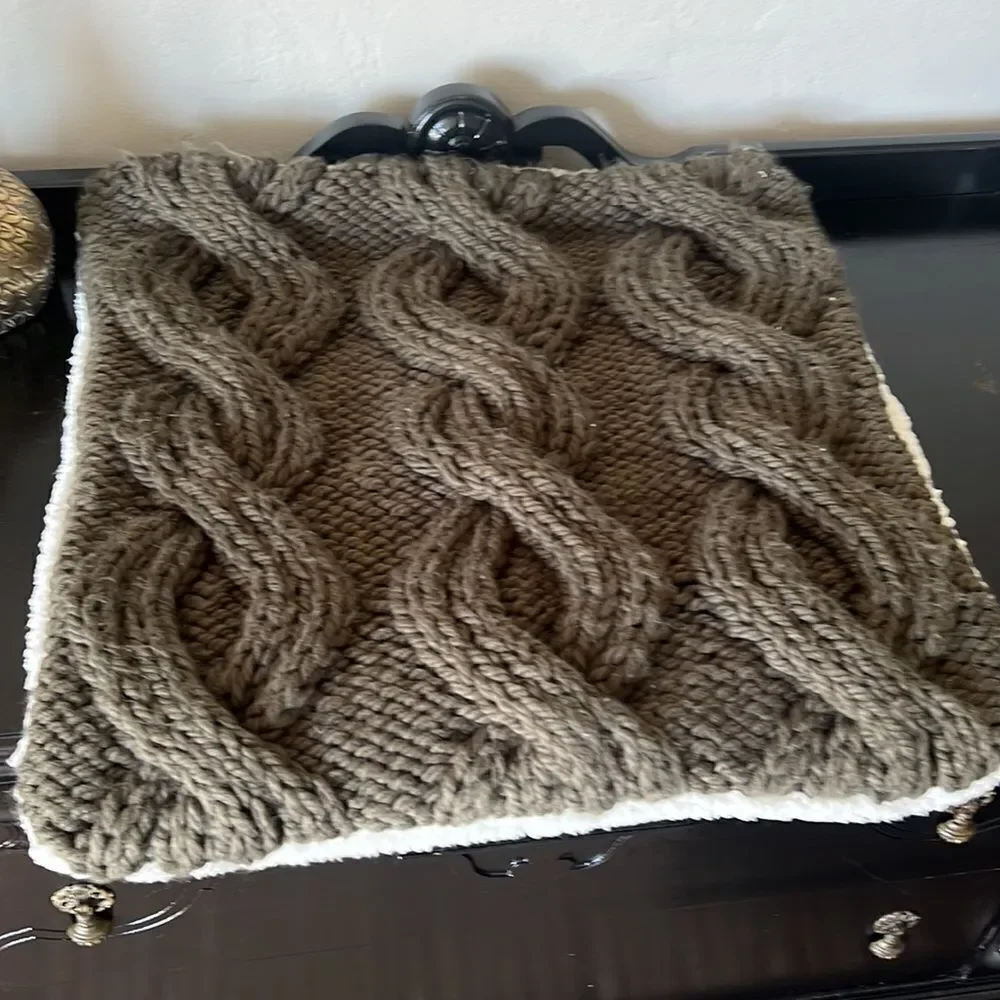 Pottery Barn Cable Knit Pillow Cover